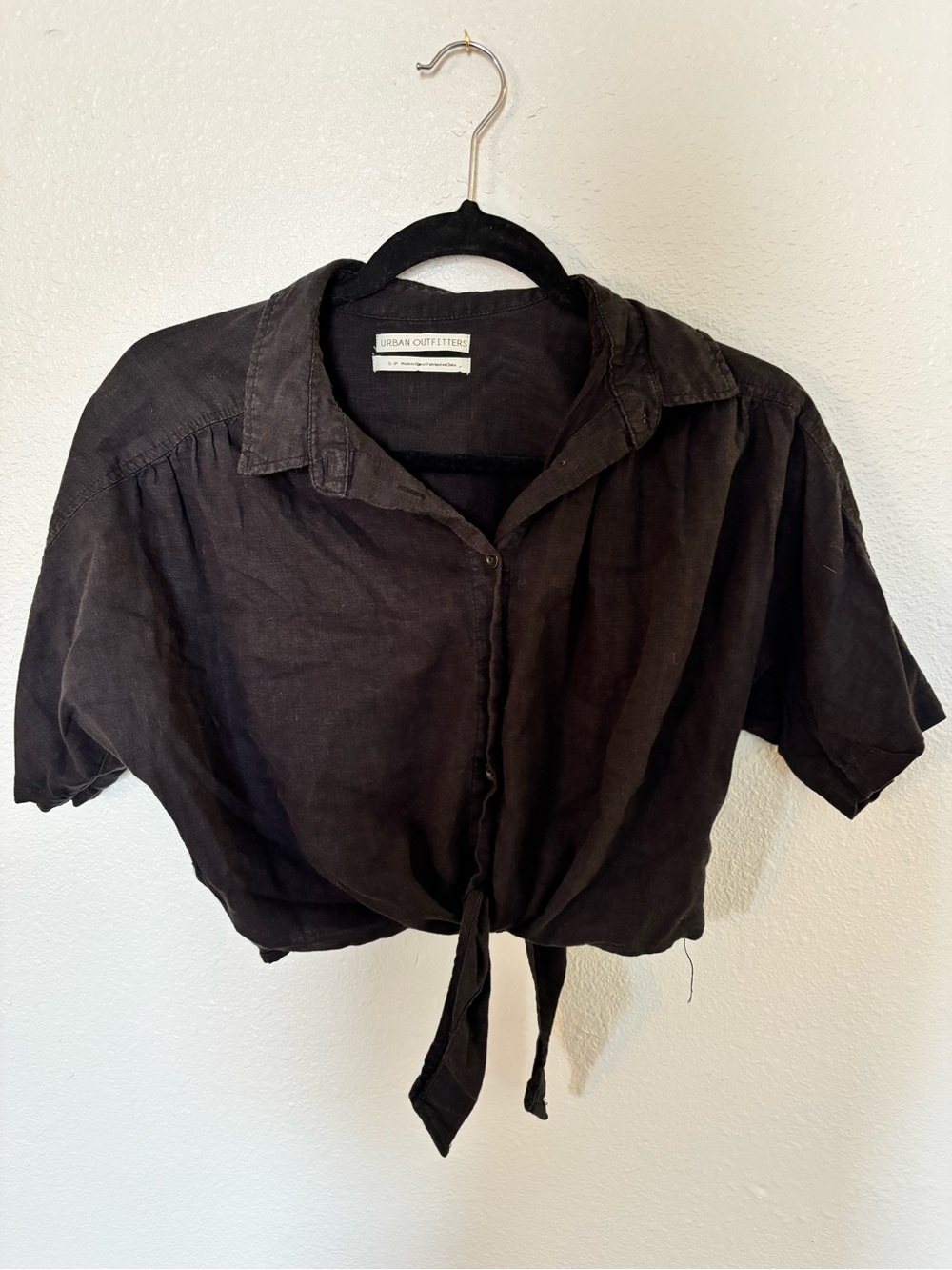 Urban Outfitters Black Tie-Front Linen Crop Shirt